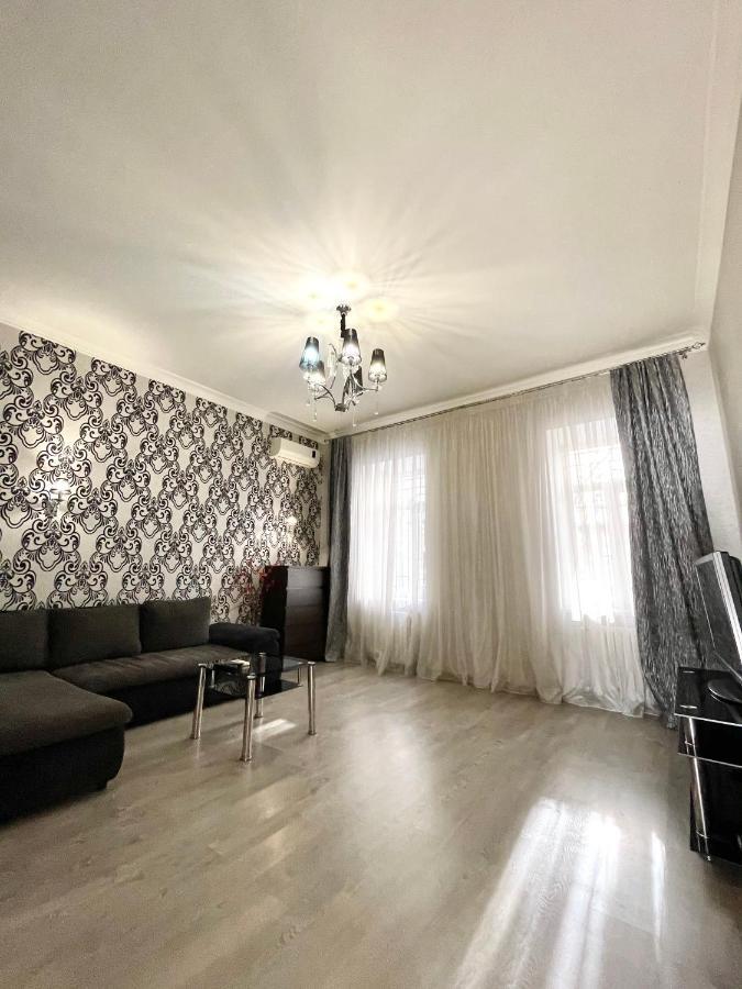 Cozy Apartment On Greek Street 15 Odessa Eksteriør billede